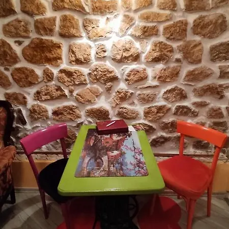 Studioapartman Dijana شقة *