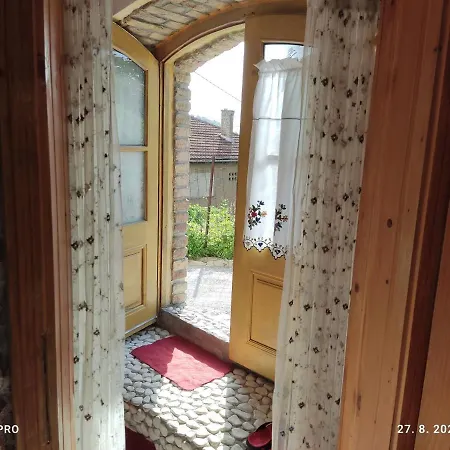 Studioapartman Dijana شقة *
