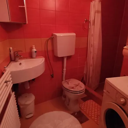 شقة Studioapartman Dijana
